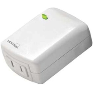 Leviton  Indoor Decora Smart Plug-In Dimmer With Z-Wave