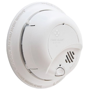 BRK  120VAC/DC Smoke Alarm, 9V Battery Backup